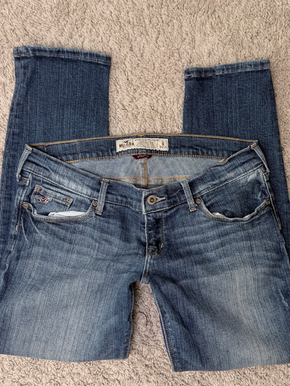 Hollister Women's Faded Blue Skinny Jeans